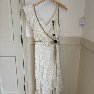 Elegant White Ruffle Dress